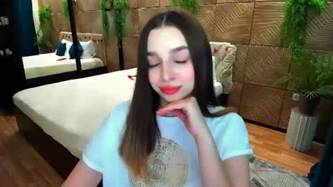 Snapshot of flirtyspark chatting on 06-18-26, 04:13 Agata online show from 06-18-26, 04:13