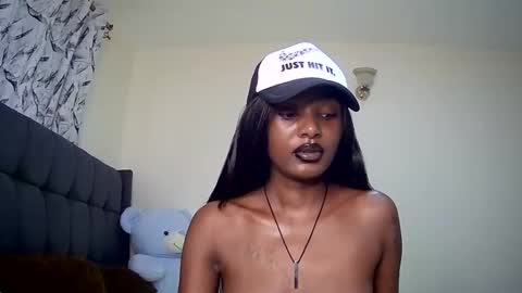 Snapshot of flirtyy_sheery chatting on 01-07-25, 12:41 sheery online show from 01-07-25, 12:41