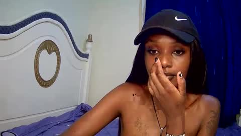 Snapshot of flirtyy_sheery chatting on 02-16-25, 12:32 sheery online show from 02-16-25, 12:32