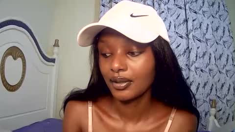 Snapshot of flirtyy_sheery chatting on 03-04-25, 12:44 sheery online show from 03-04-25, 12:44