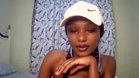 Snapshot of flirtyy_sheery chatting on 03-07-25, 02:23 sheery online show from 03-07-25, 02:23