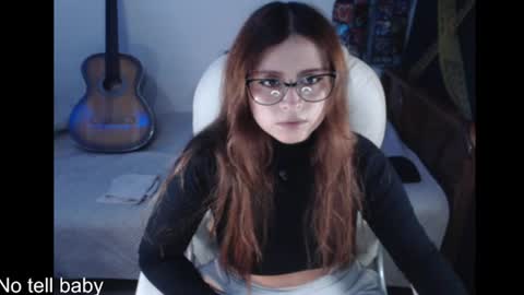 flor3citarockera online show from 06-16-26, 01:36