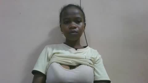 flora48230522373 online show from 05-29-26, 02:31
