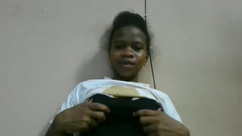 flora48230522373 online show from 05-31-26, 06:53