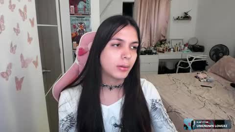 Snapshot of flora_angelical chatting on 04-11-26, 05:45 Angel online show from 04-11-26, 05:45