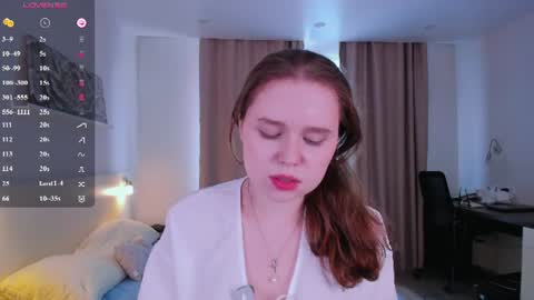 Snapshot of flora_fiore chatting on 06-27-26, 12:22 Hayley I WILL COME BACK ON MAY 27TH 6pm UTC online show from 06-27-26, 12:22