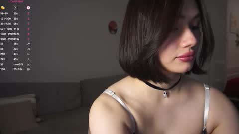 Snapshot of floralmuse chatting on 01-08-26, 04:37 Viola online show from 01-08-26, 04:37