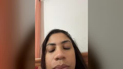 Snapshot of floramorena chatting on 07-30-26, 02:27 floramorena online show from 07-30-26, 02:27