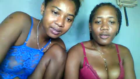 florencia011 online show from 03-05-25, 06:12