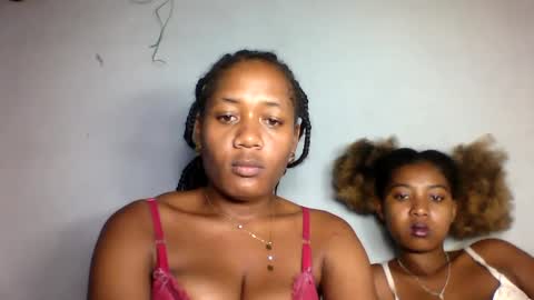 florencia011 online show from 03-06-25, 03:02