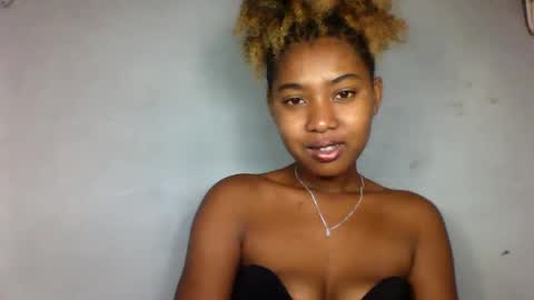 florencia011 online show from 03-09-25, 09:24