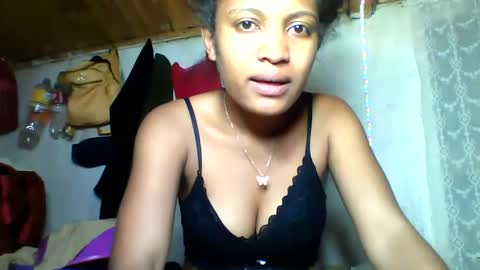 florencia011 online show from 10-20-25, 05:46