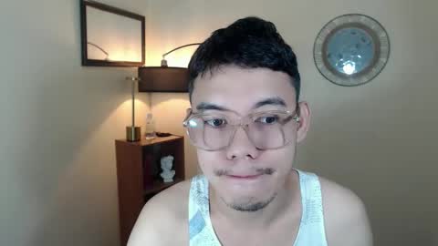 Snapshot of floriankeirxx_ chatting on 09-24-25, 03:59 floriankeirxx_ online show from 09-24-25, 03:59