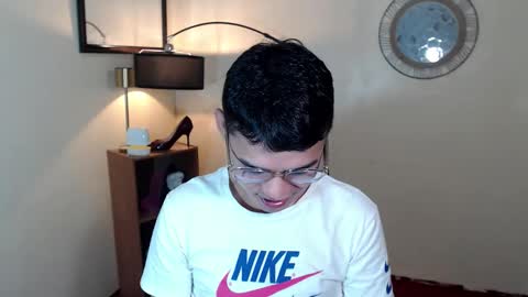 Snapshot of floriankeirxx_ chatting on 10-06-25, 03:31 floriankeirxx_ online show from 10-06-25, 03:31