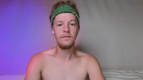 Alexander online show from 09-29-25, 03:44