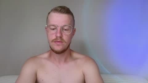 Snapshot of flower_haze chatting on 06-20-26, 03:31 Alexander online show from 06-20-26, 03:31