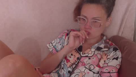 say meow and send tip  online show from 05-24-26, 07:46