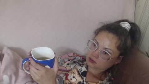 say meow and send tip  online show from 06-16-26, 08:44