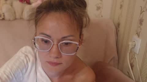 say meow and send tip  online show from 06-21-26, 03:14