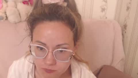 say meow and send tip  online show from 06-27-26, 07:24