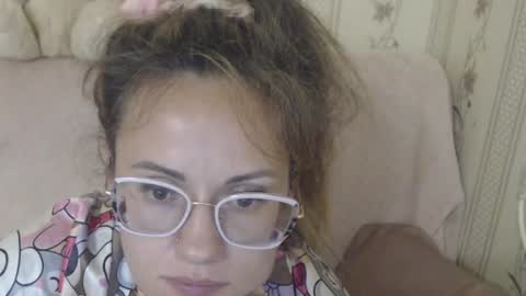 say meow and send tip  online show from 07-07-26, 06:56