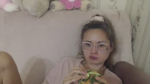 say meow and send tip  online show from 07-26-26, 03:52