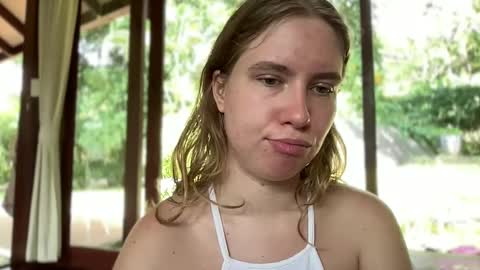 Snapshot of fluffy_bunnyxxx chatting on 02-13-25, 04:11 fluffy_bunnyxxx online show from 02-13-25, 04:11