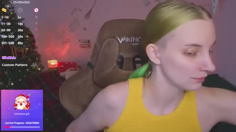 Agatha online show from 12-15-25, 10:19