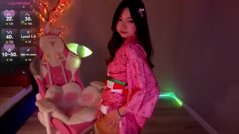 Rose online show from 10-31-25, 05:58