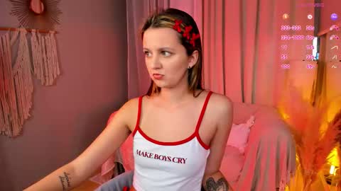 LilLisa online show from 11-12-25, 03:45