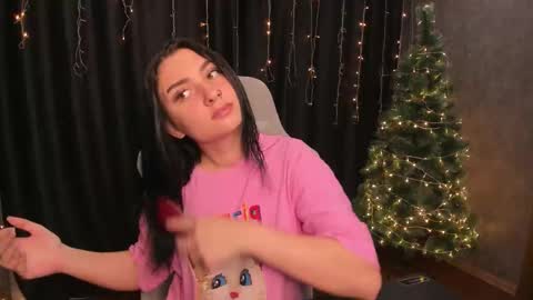 Lina online show from 12-15-25, 02:16