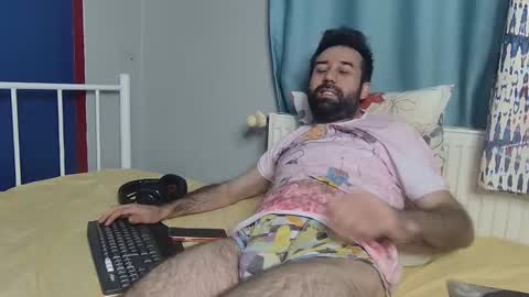 FlyDirty online show from 09-27-25, 02:05
