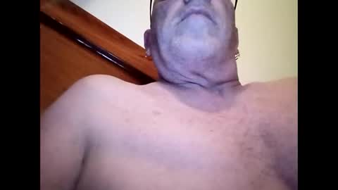 Snapshot of flye63 chatting on 03-23-26, 04:33 flye63 online show from 03-23-26, 04:33