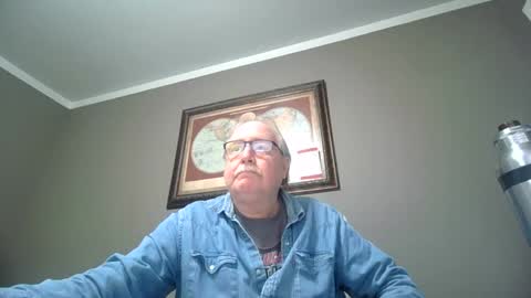 Snapshot of fmfsocal123 chatting on 12-01-24, 11:04 fmfsocal123 online show from 12-01-24, 11:04