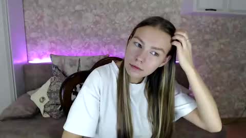 Molli  Ready for any play with you. Hottest show in pvt  Help a student earn big tokens  online show from 11-26-25, 11:39