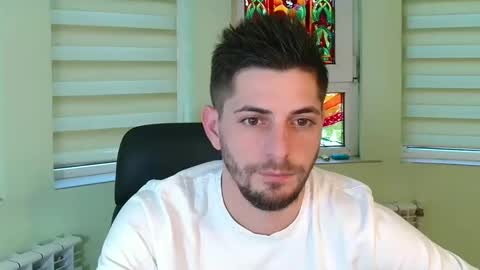 independent model online show from 01-13-25, 02:32