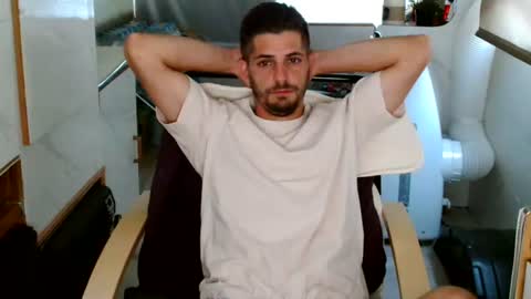 independent model online show from 06-24-26, 05:01