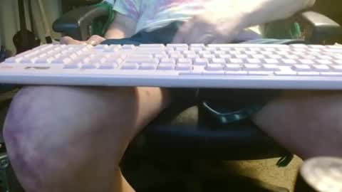 Snapshot of fooman103 chatting on 04-06-26, 02:31 Fooman1007 online show from 04-06-26, 02:31