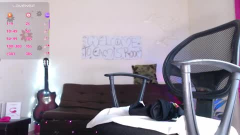 Snapshot of for_mycami chatting on 01-19-26, 11:03 for_mycami online show from 01-19-26, 11:03