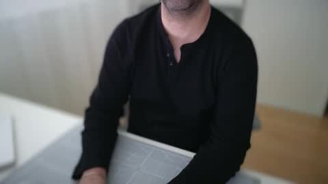 Snapshot of forbiddenshape chatting on 06-10-26, 10:47 Forbidden Shape online show from 06-10-26, 10:47