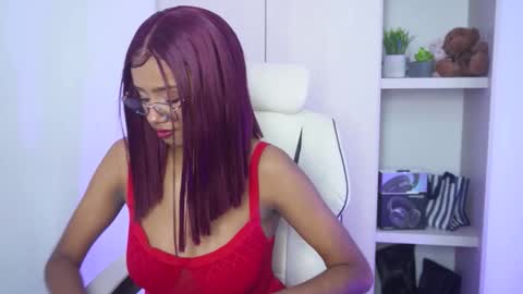 Snapshot of forever_y0ung chatting on 11-11-25, 03:12 Megan Prada Follow me on Onlyfans online show from 11-11-25, 03:12