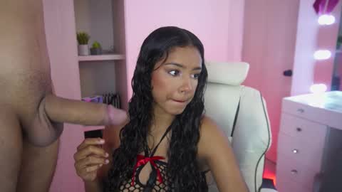 Snapshot of forever_y0ung chatting on 11-12-25, 09:36 Megan Prada Follow me on Onlyfans online show from 11-12-25, 09:36