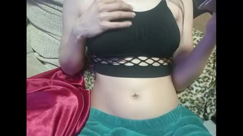 Snapshot of foreversweetx897751 chatting on 01-31-26, 08:40 Foreversweetx online show from 01-31-26, 08:40