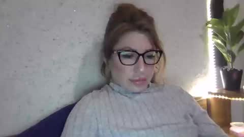 fox_red_lady7 online show from 01-23-25, 08:24