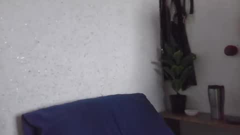 fox_red_lady7 online show from 03-07-25, 12:56