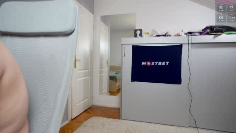 CUSTOM PHOTOS AND VIDEOS -  online show from 12-07-24, 02:24