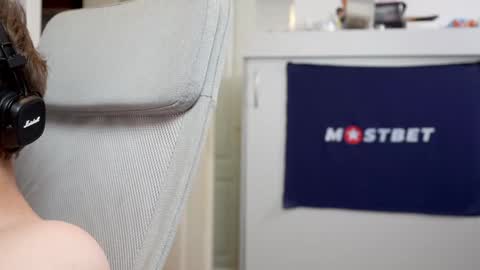 CUSTOM PHOTOS AND VIDEOS -  online show from 12-14-24, 02:21