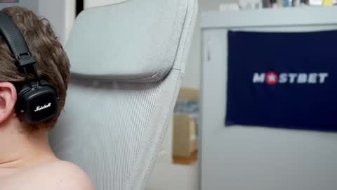 CUSTOM PHOTOS AND VIDEOS -  online show from 12-24-24, 12:55