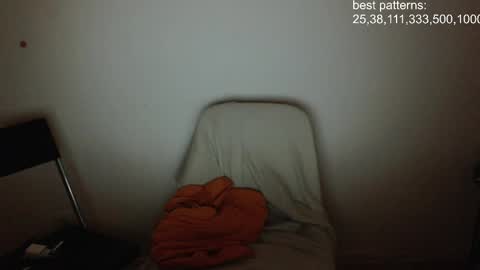 Snapshot of foxfrromearth chatting on 02-08-25, 02:47 i am your baby Alien online show from 02-08-25, 02:47