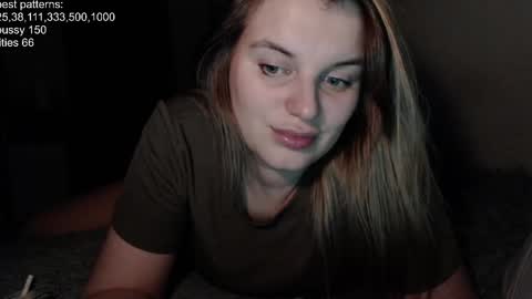 Snapshot of foxfrromearth chatting on 02-22-25, 02:50 i am your baby Alien online show from 02-22-25, 02:50
